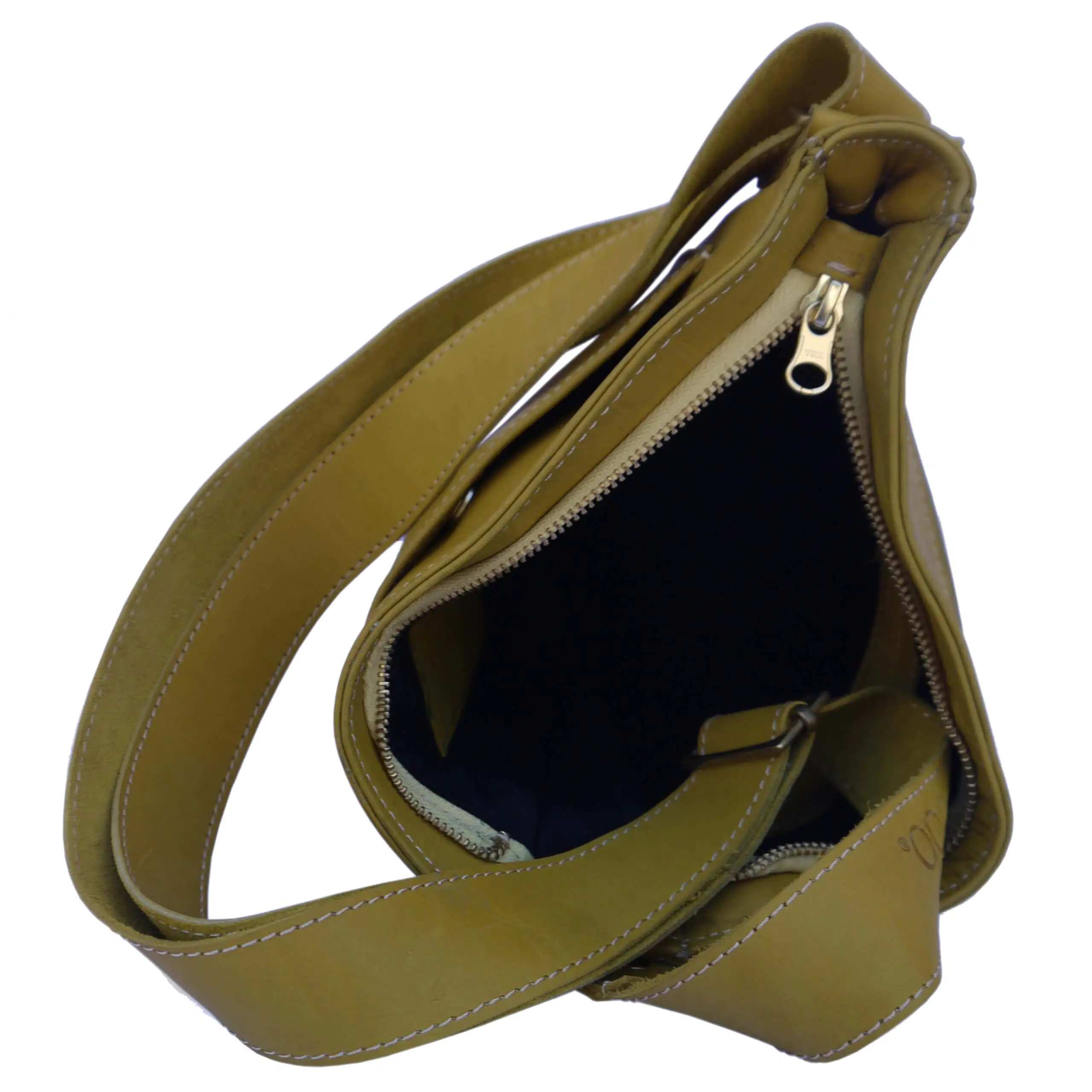 Traveler's Slingbag - Image 2